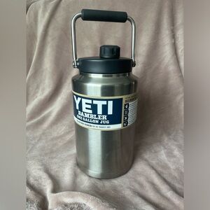 Yeti Rambler One Gallon Jug
